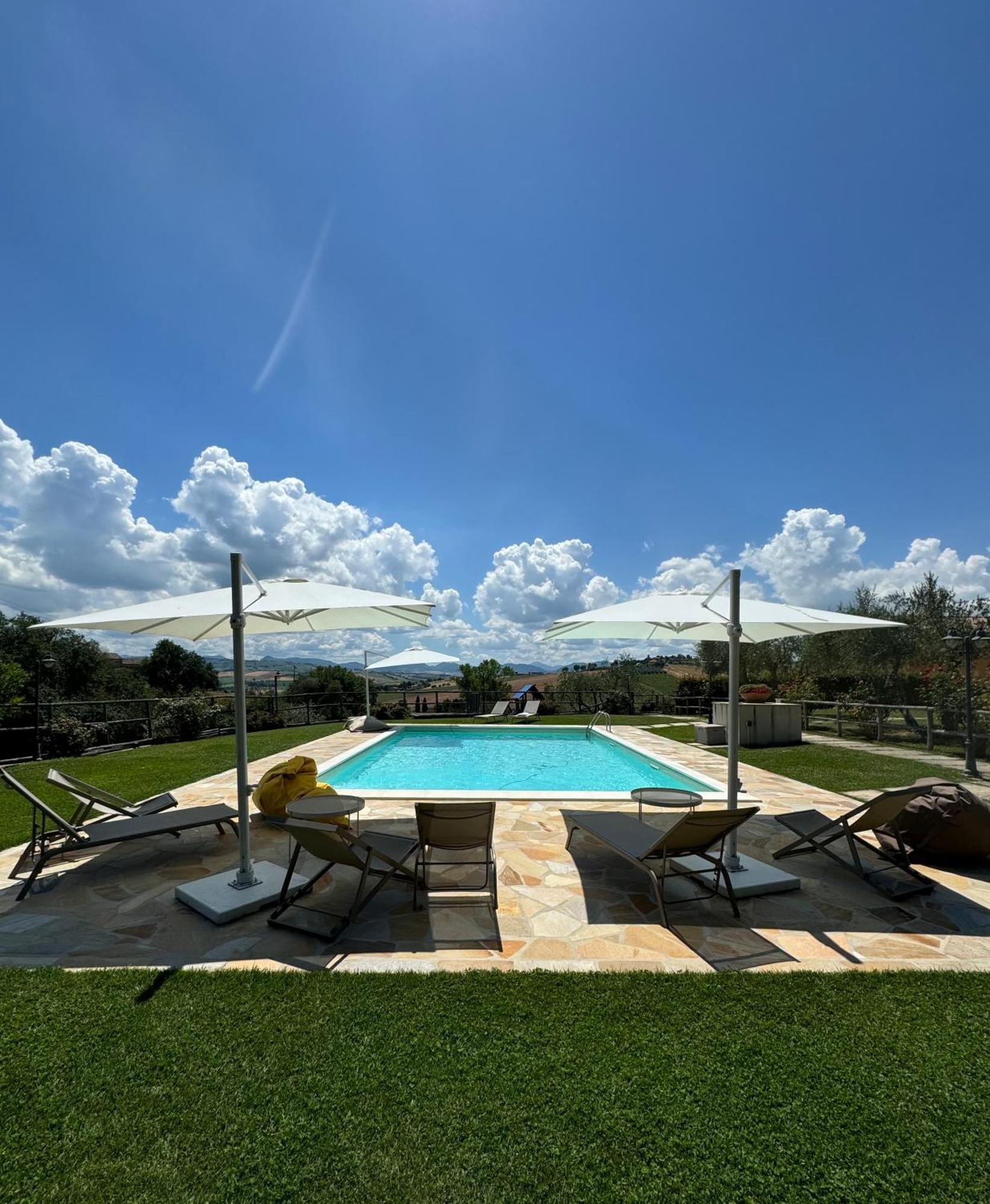 Montenovo Country House Ostra Vetere Exterior photo