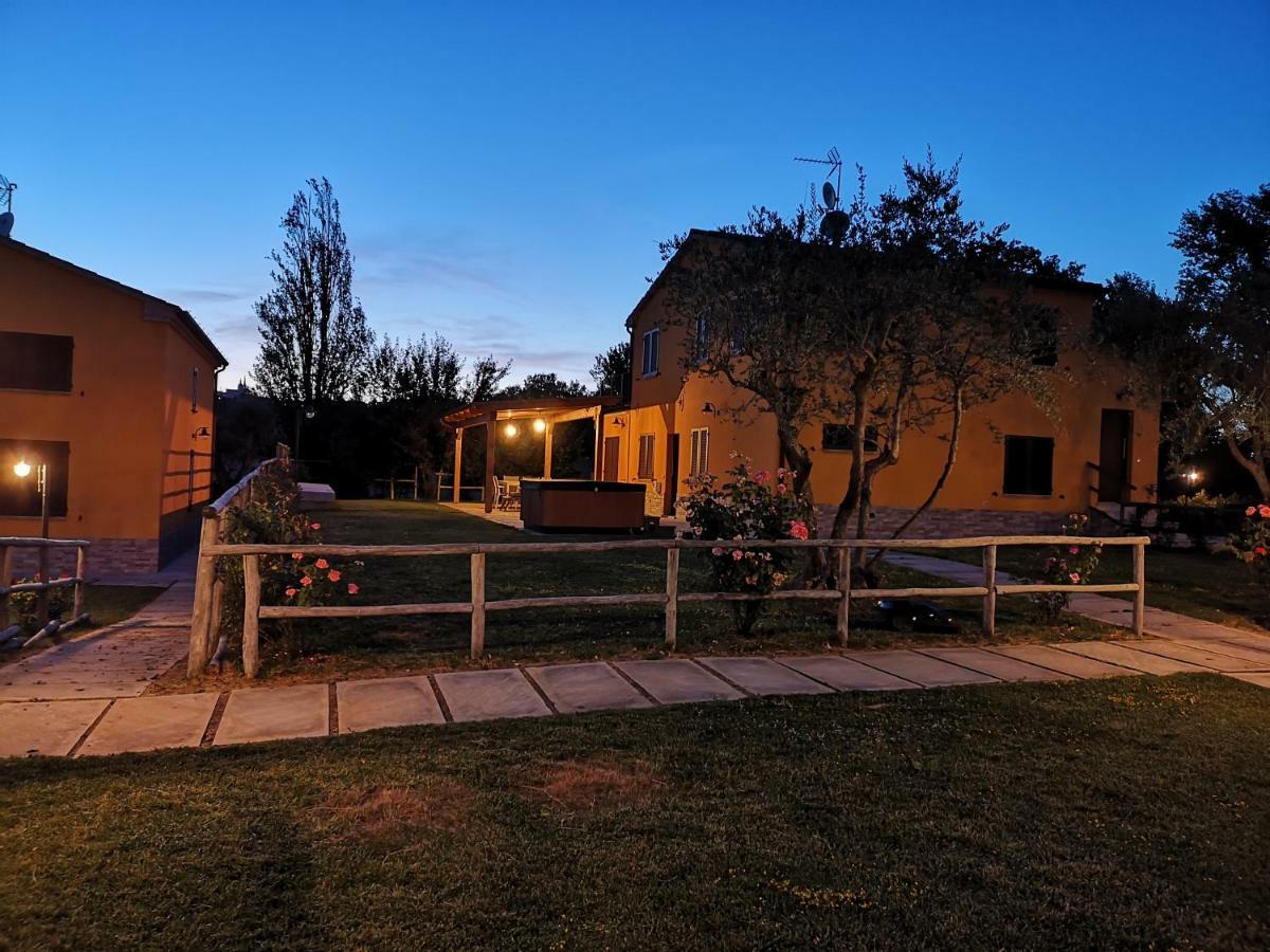 Montenovo Country House Ostra Vetere Exterior photo